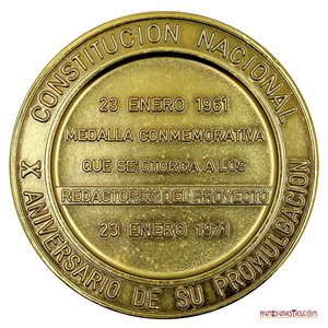 MEDALLA EN HOMENAJE A LOS REDACTORES DE LA CONSTITUCIÓN EN SU X ANIVERSARIO 1971, ESCASA